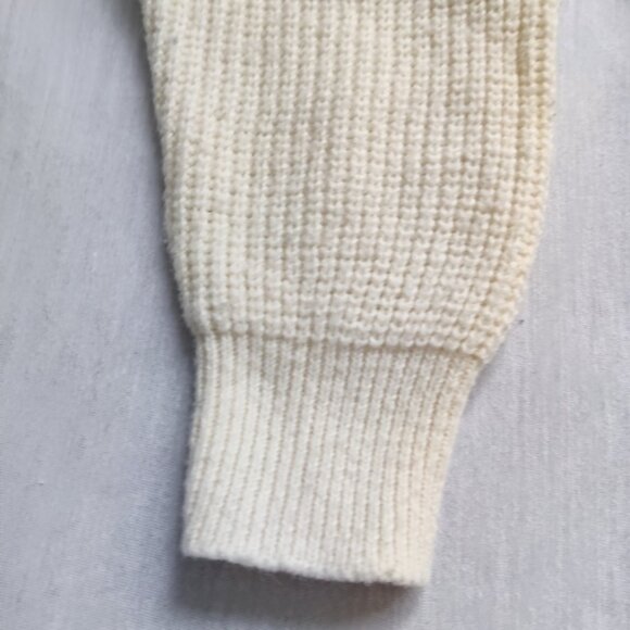 Crew neck cream sweater Large - Picture 4 of 6